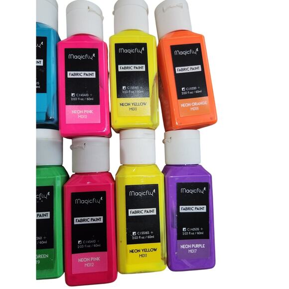 Magic Fly Fabric Paint - Picture 6 of 6